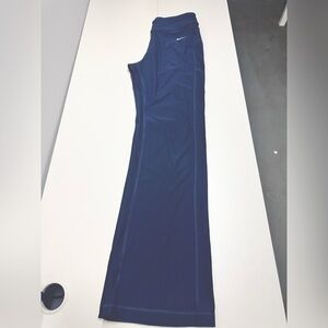 Nike woman’s Dark Blue Leggings